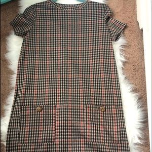 Trendy plaid pocket dress! 🛍 Never worn